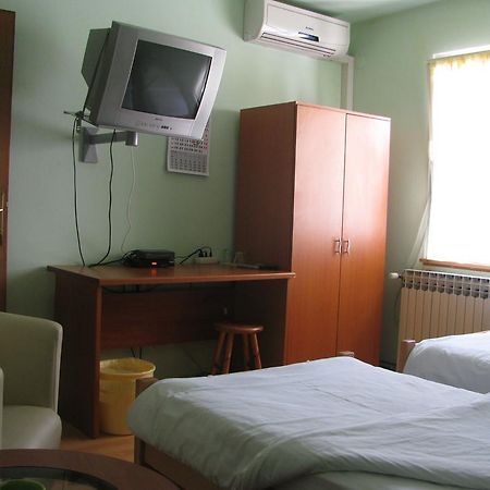 Apartments & Rooms Korzo Slavonski Brod Exterior photo