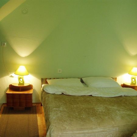 Apartments & Rooms Korzo Slavonski Brod Exterior photo