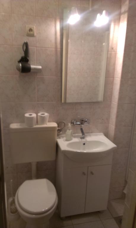 Apartments & Rooms Korzo Slavonski Brod Room photo
